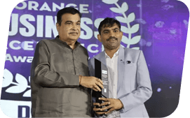 Kishor With Nitin Gadkari
